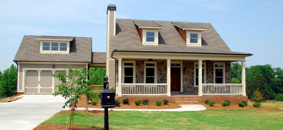 Discovering the Greatest Householders Insurance coverage Corporations for Inexpensive Protection